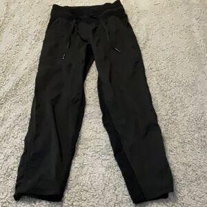 Lululemon Dance Joggers Size 0 (Black)